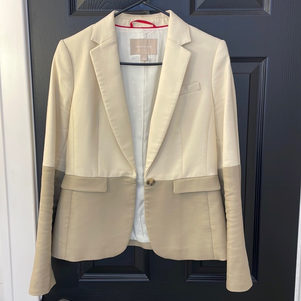 beige banana republic blazer